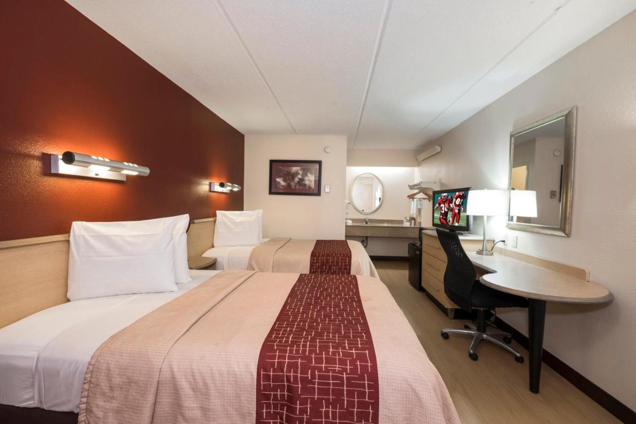 Red Roof Inn Cincinnati Northeast - Blue Ash Extérieur photo