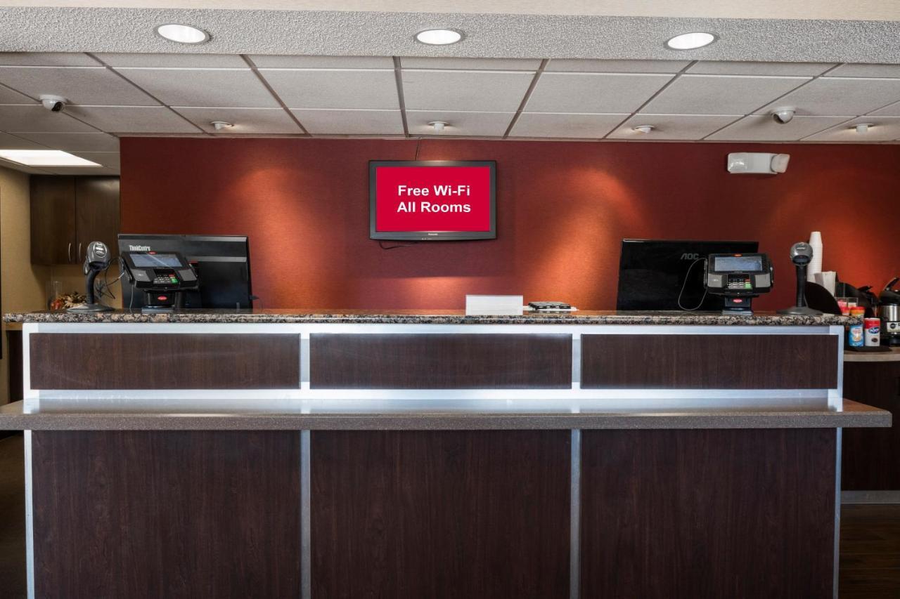 Red Roof Inn Cincinnati Northeast - Blue Ash Extérieur photo