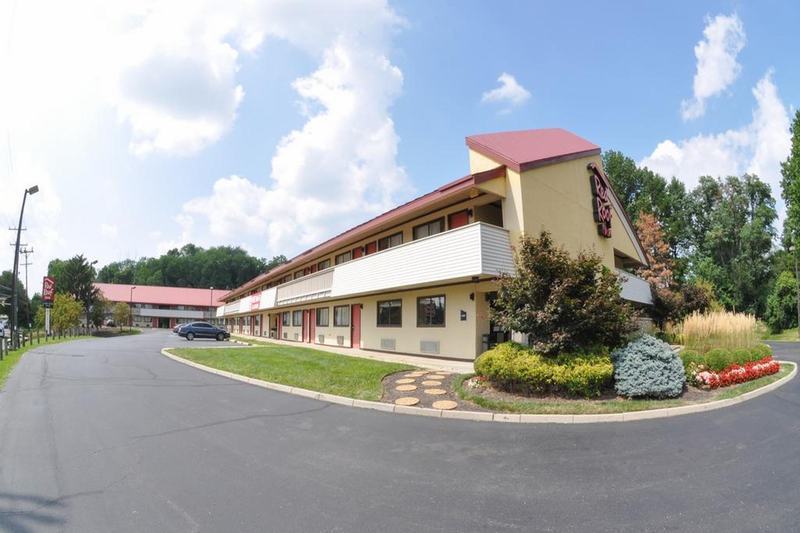 Red Roof Inn Cincinnati Northeast - Blue Ash Extérieur photo