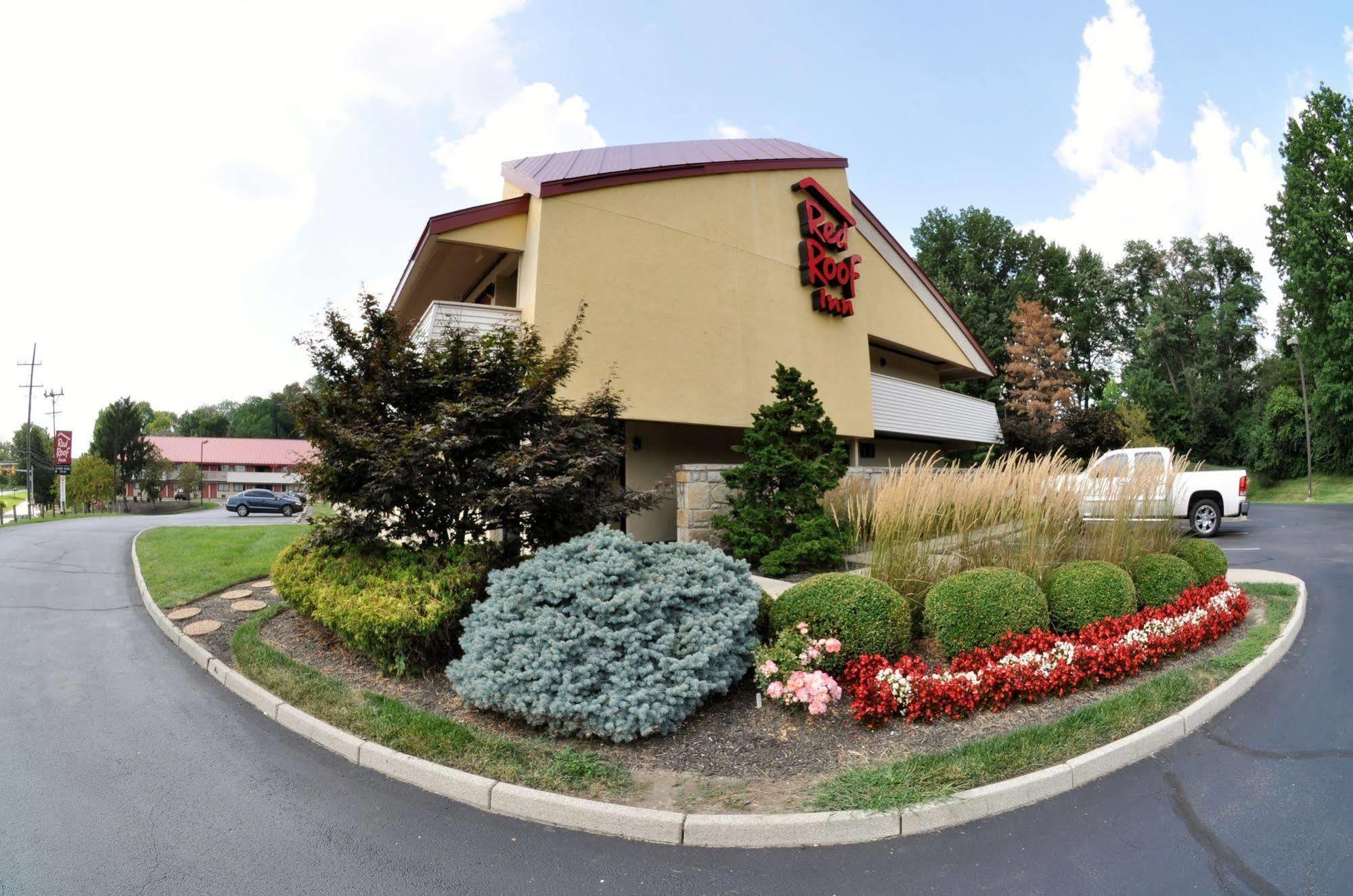 Red Roof Inn Cincinnati Northeast - Blue Ash Extérieur photo